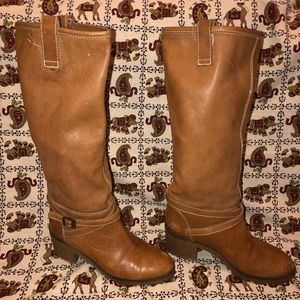 Real Micheal Kors Boots leather size 6